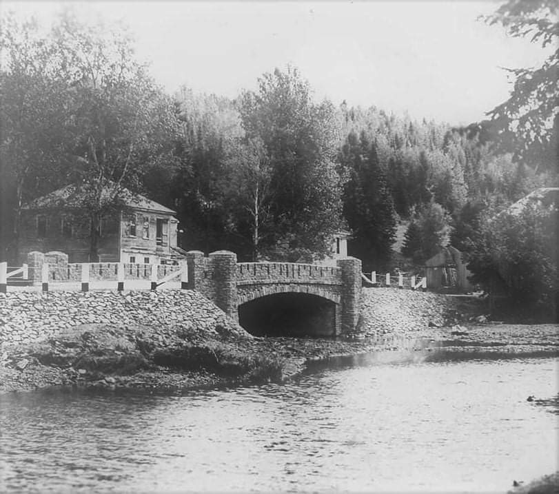 Esdraelon new stone bridge in earlier days