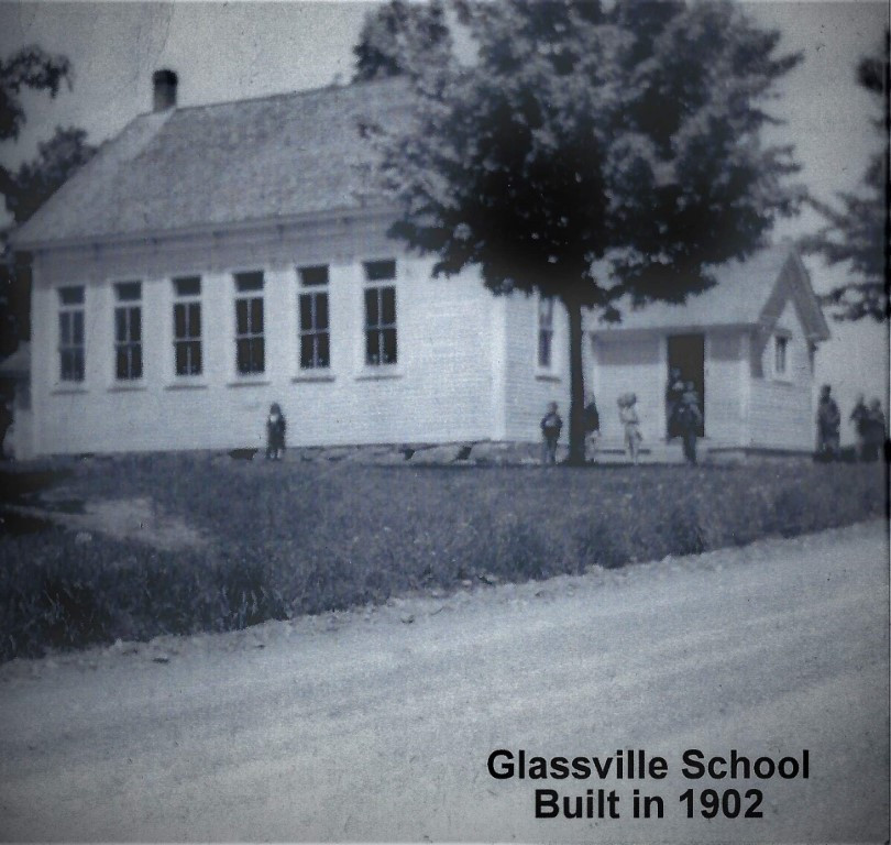 Glassville-School